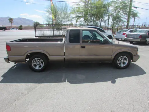 2003 GMC Sonoma SL