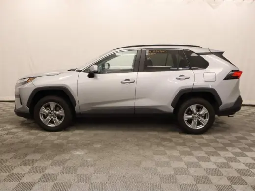 Toyota RAV4 2024 XLE 4dr SUV