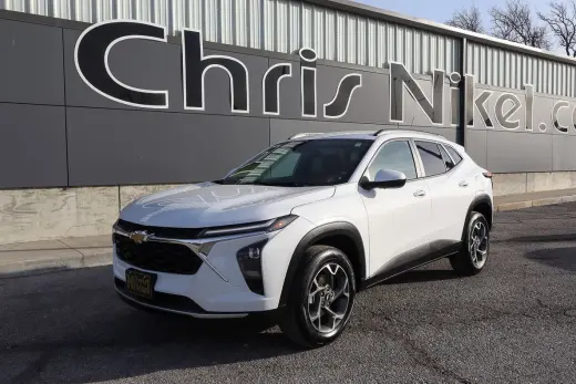 2025 Chevrolet Trax FWD 4dr LT