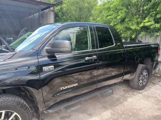 2018 Toyota Tundra SR5