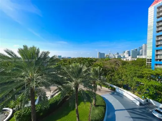 Propiedad en alquiler con 2 habitaciones y 2 baños en Miami