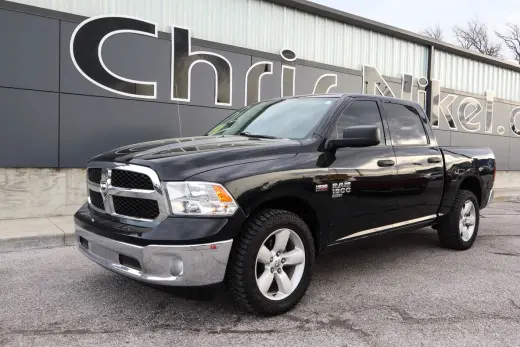 2021 RAM 1500 Classic Tradesman 4x4 Crew Cab 5'7 Box