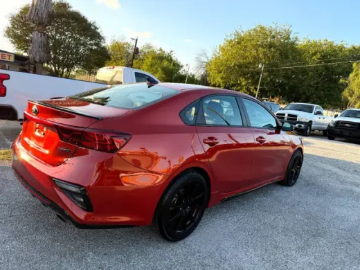 2021 Kia Forte GT Line
