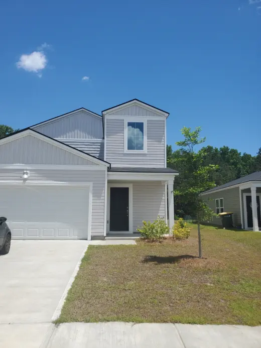 Propiedad en alquiler con 5 habitaciones y 3 baños en Savannah