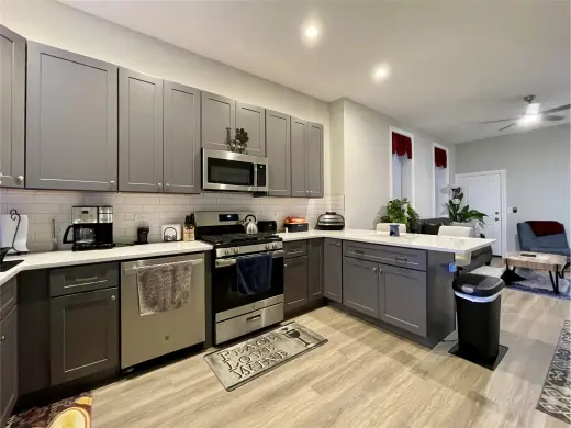 Propiedad en alquiler con 3 habitaciones y 2 baños en Chicago