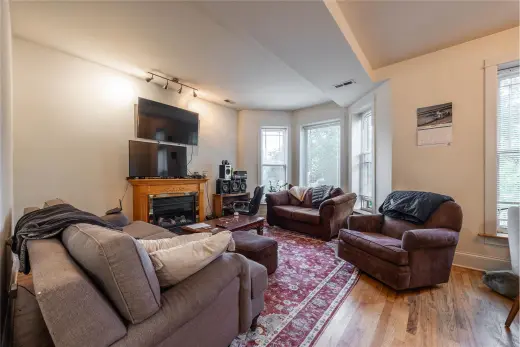 Propiedad en alquiler con 3 habitaciones y 2 baños en Chicago