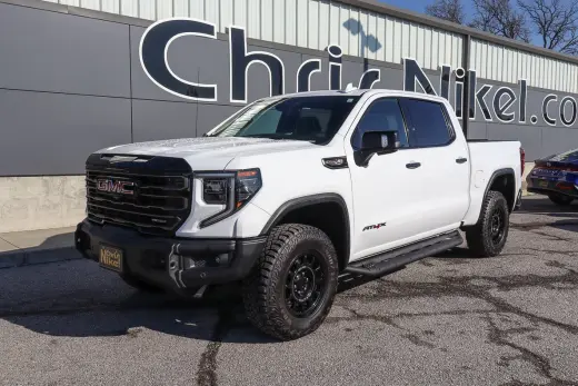 2023 GMC Sierra 1500 4WD Crew Cab 147 AT4X