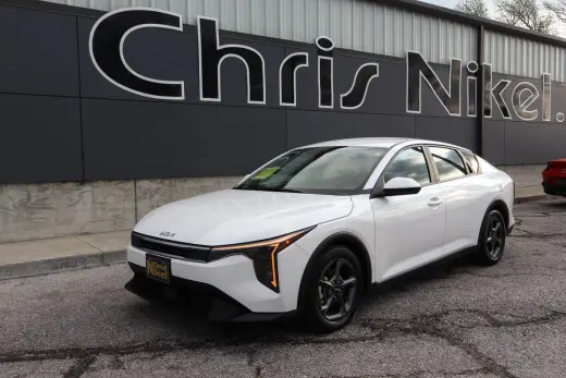 2025 Kia K4 LXS FWD