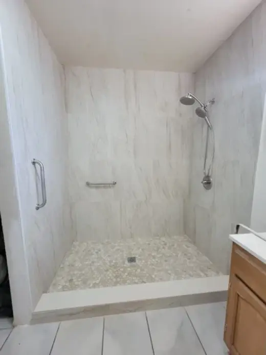HACEMOS REMODELING KITCHEN/BAT