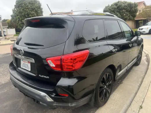 2017 Nissan Pathfinder Platinum
