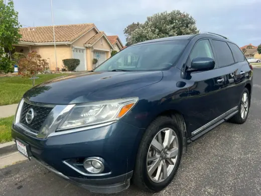 2013 Nissan Pathfinder Platinum
