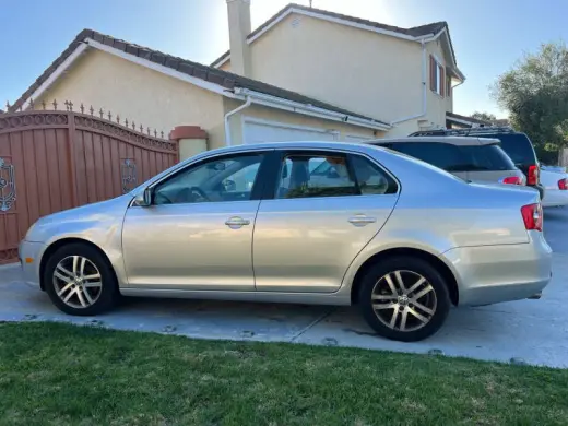 2005 Volkswagen Jetta 2.5 PZEV