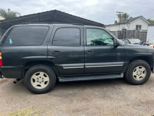2004 Chevrolet Tahoe LS