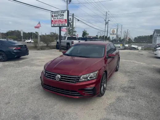 2017 Volkswagen Passat 1.8T R-Line