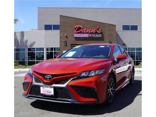 2023 Toyota Camry SE Sedan 4D