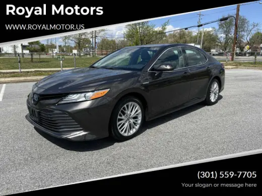 2019 Toyota Camry Hybrid XLE