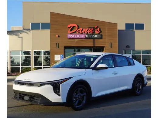 2025 Kia K4 LXS