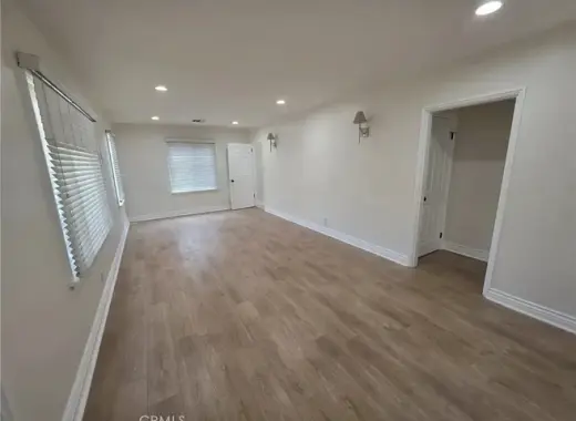3 habitaciones, 2 baños, North