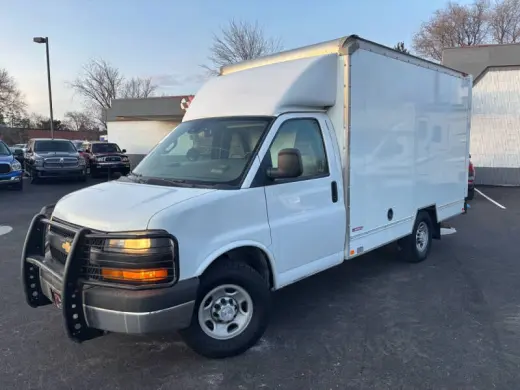 2017 GMC Savana 3500