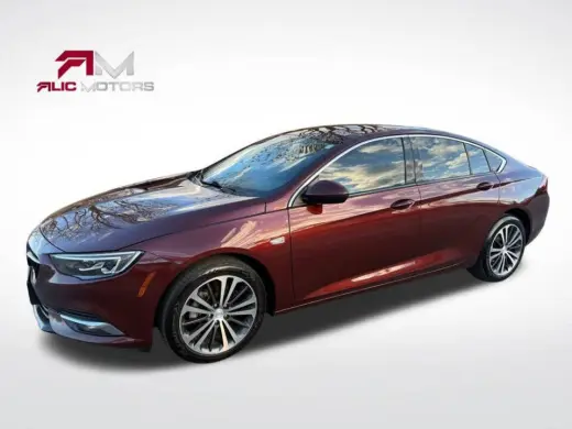 2019 Buick Regal Sportback
Essence