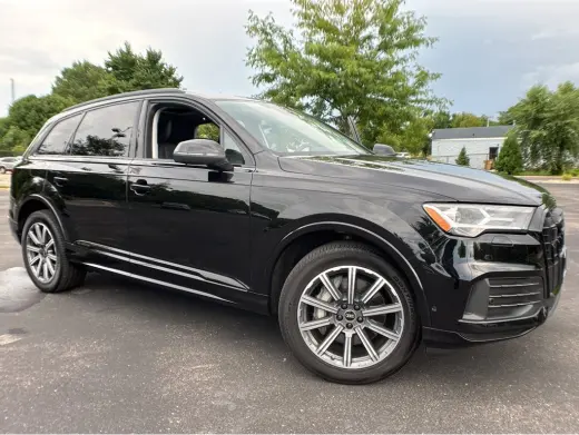 2023 Audi Q7 Premium Plus
