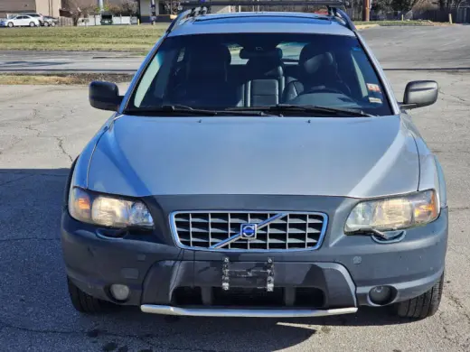 2004 Volvo XC70