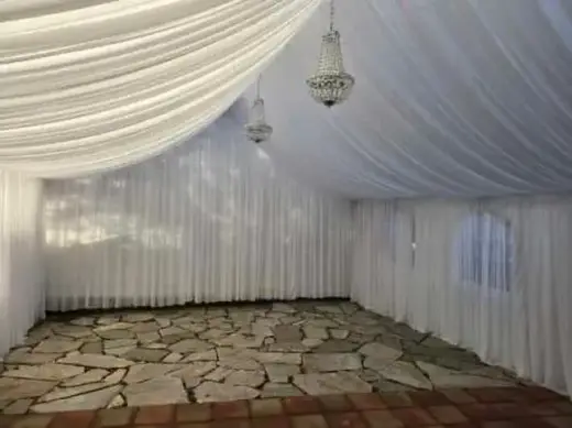 Rustic tables-draping
