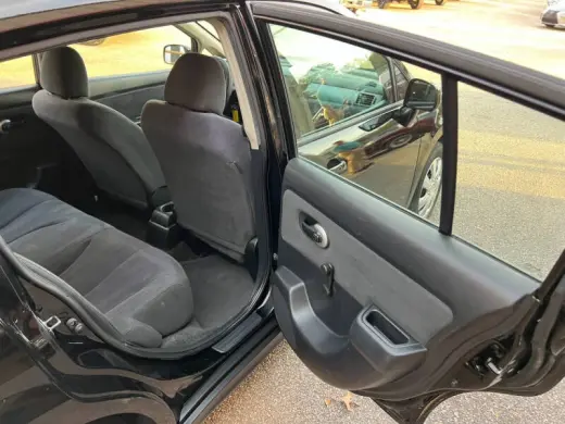 2009 Nissan Versa 1.8 S