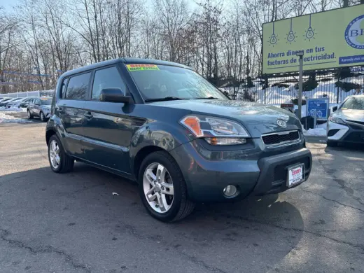 2011 Kia Soul +