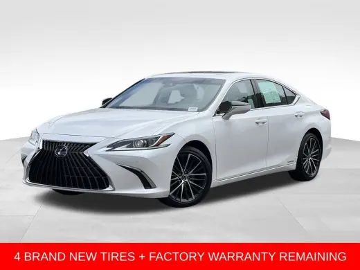 2022 Lexus ES 300h