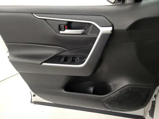 Toyota RAV4 Hybrid 2022 AWD XLE 4dr SUV