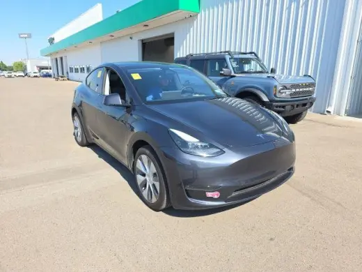 Tesla Model Y 2024 AWD Long Range 4dr Crossover