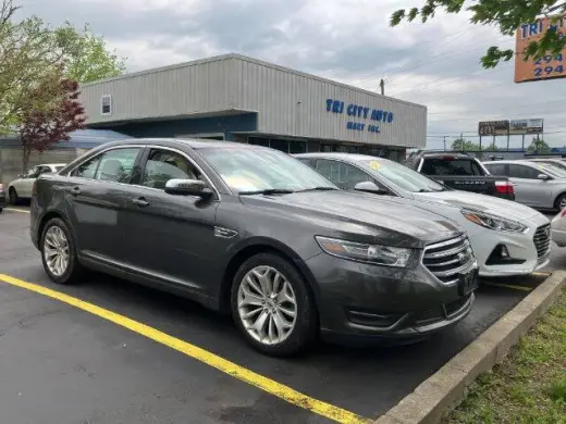 2017 Ford Taurus Limited