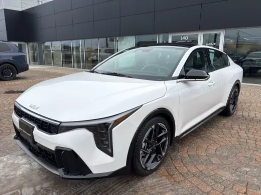 2025 Kia K4 GT-Line