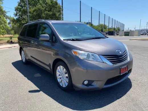 2011 Toyota Sienna Limited 7-Passenger
