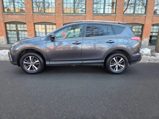 2018 Toyota RAV4
XLE