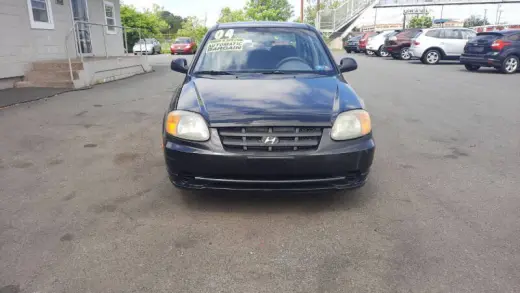 2004 Hyundai Accent GL