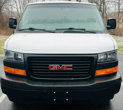 2018 GMC Savana 3500