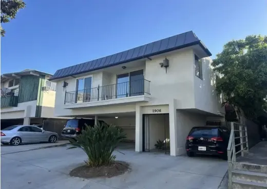 2 Bedroom Apt in W Pico Blvd