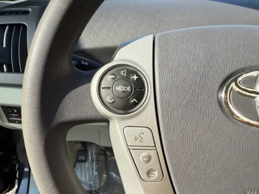2010 Toyota Prius III