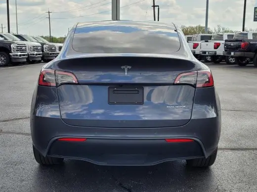 Tesla Model Y 2022 AWD Long Range 4dr Crossover