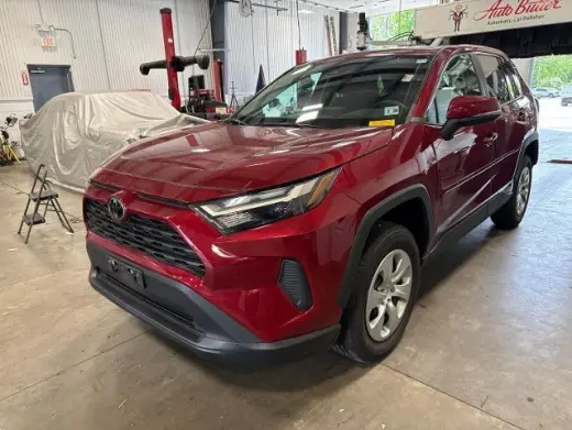 Toyota RAV4 2023 AWD LE 4dr SUV