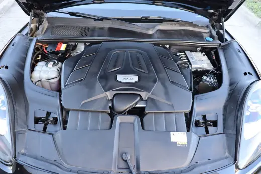 2021 Porsche Cayenne 