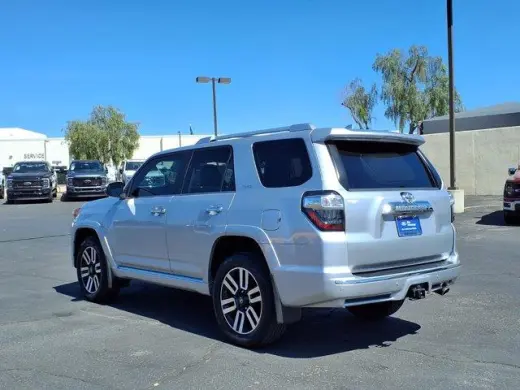 Toyota 4Runner 2019 4x4 SR5 4dr SUV
