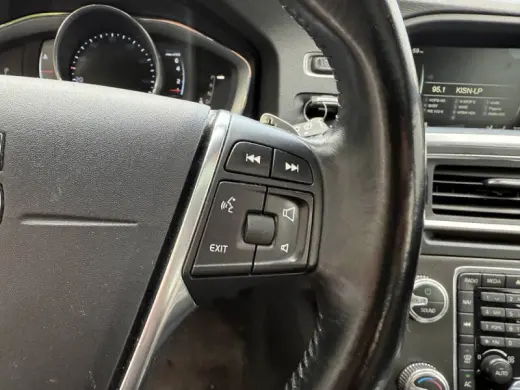 2015 Volvo V60 T5 Drive-E Platinum