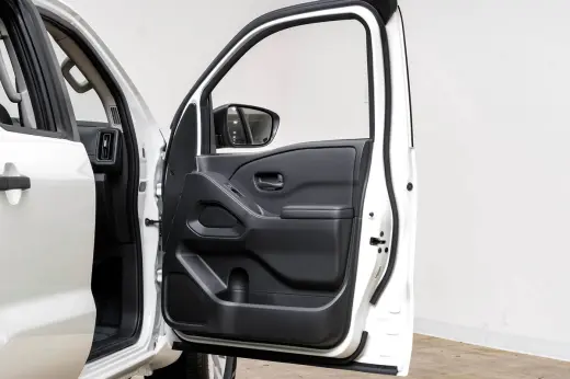 2025 Nissan Frontier S