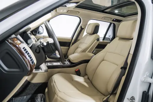 2020 Land Rover Range Rover P525 HSE