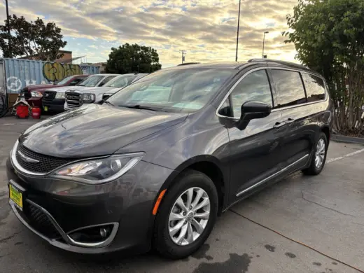 2019 Chrysler Pacifica Touring L