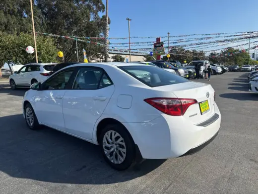 2018 Toyota Corolla LE