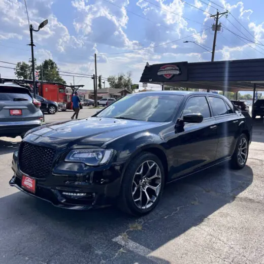 2018 Chrysler 300 Touring